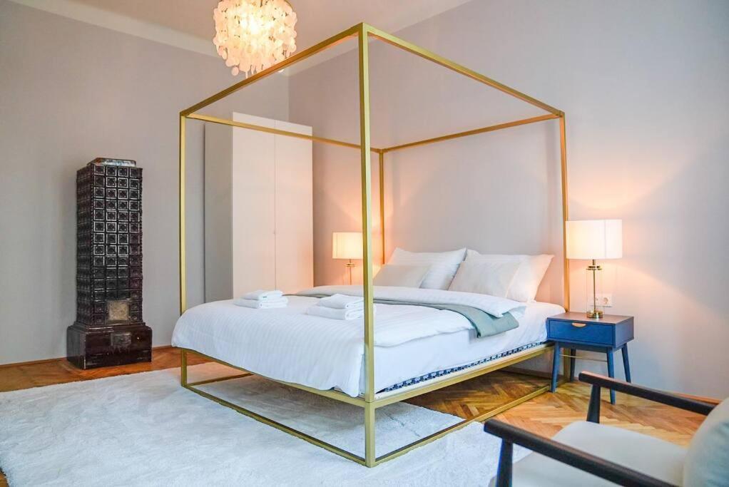 Boutique Near Museum District Apartment Wien