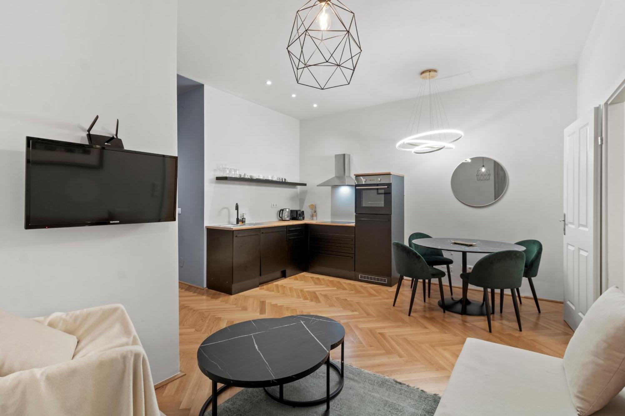 Boutique Near Museum District Wien
